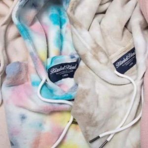 FEAT blanket blend hoodie in multicolor tie dye